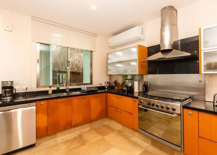 Luxury Spacious 5 Bedroom Playa del Carmen
