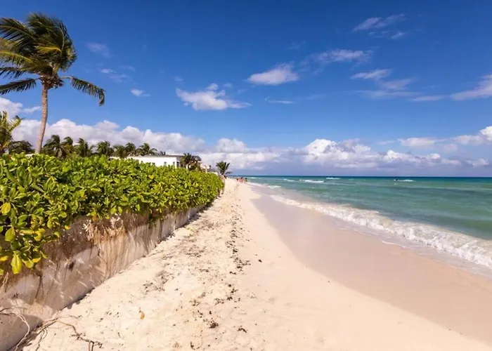 Luxury Spacious 5 Bedroom Villa *
